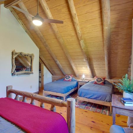 Cozy Log Cabin Getaway With Fire Pit And 3 Acres! Ruckersville Eksteriør billede