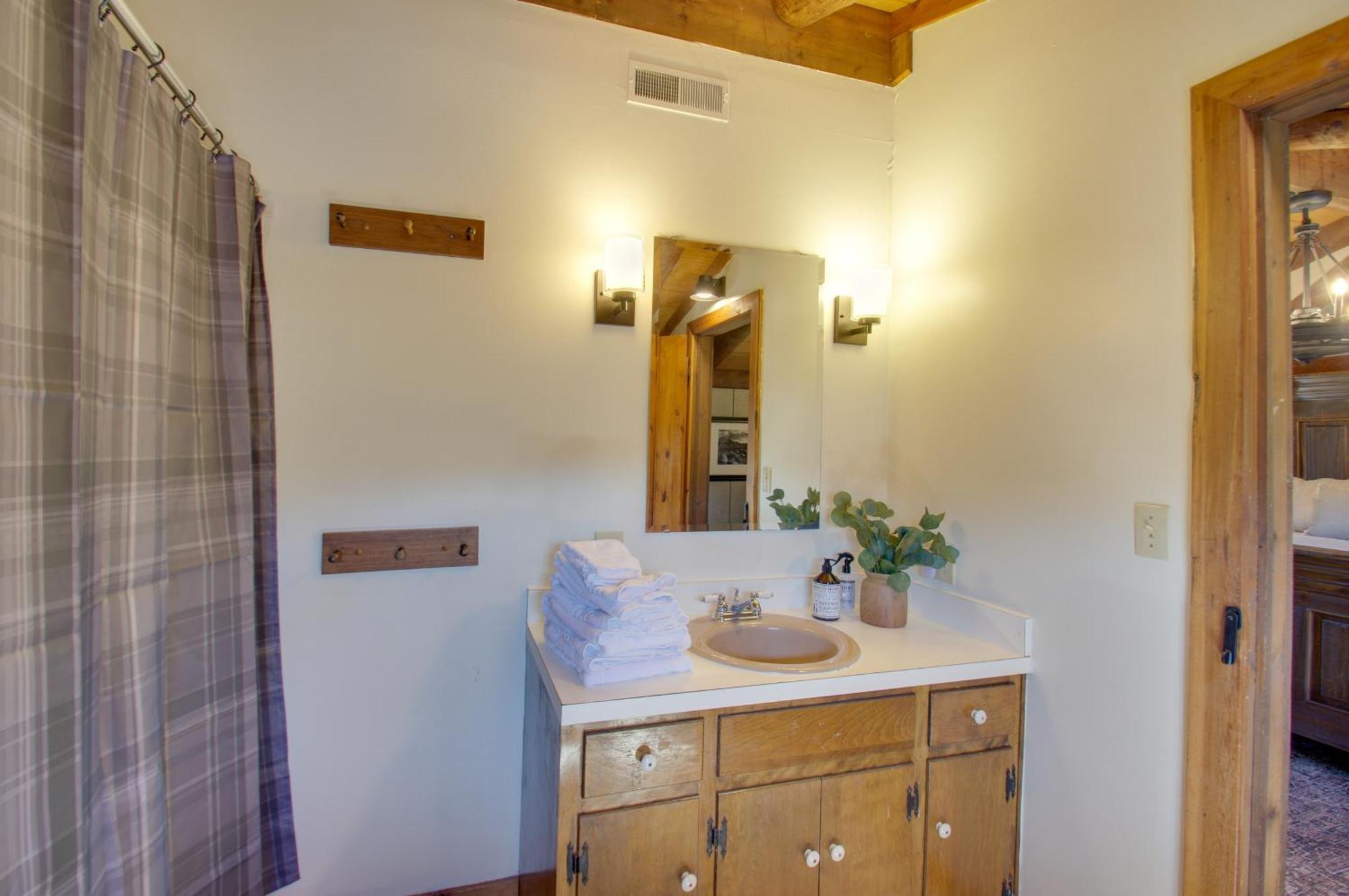 Cozy Log Cabin Getaway With Fire Pit And 3 Acres! Ruckersville Eksteriør billede