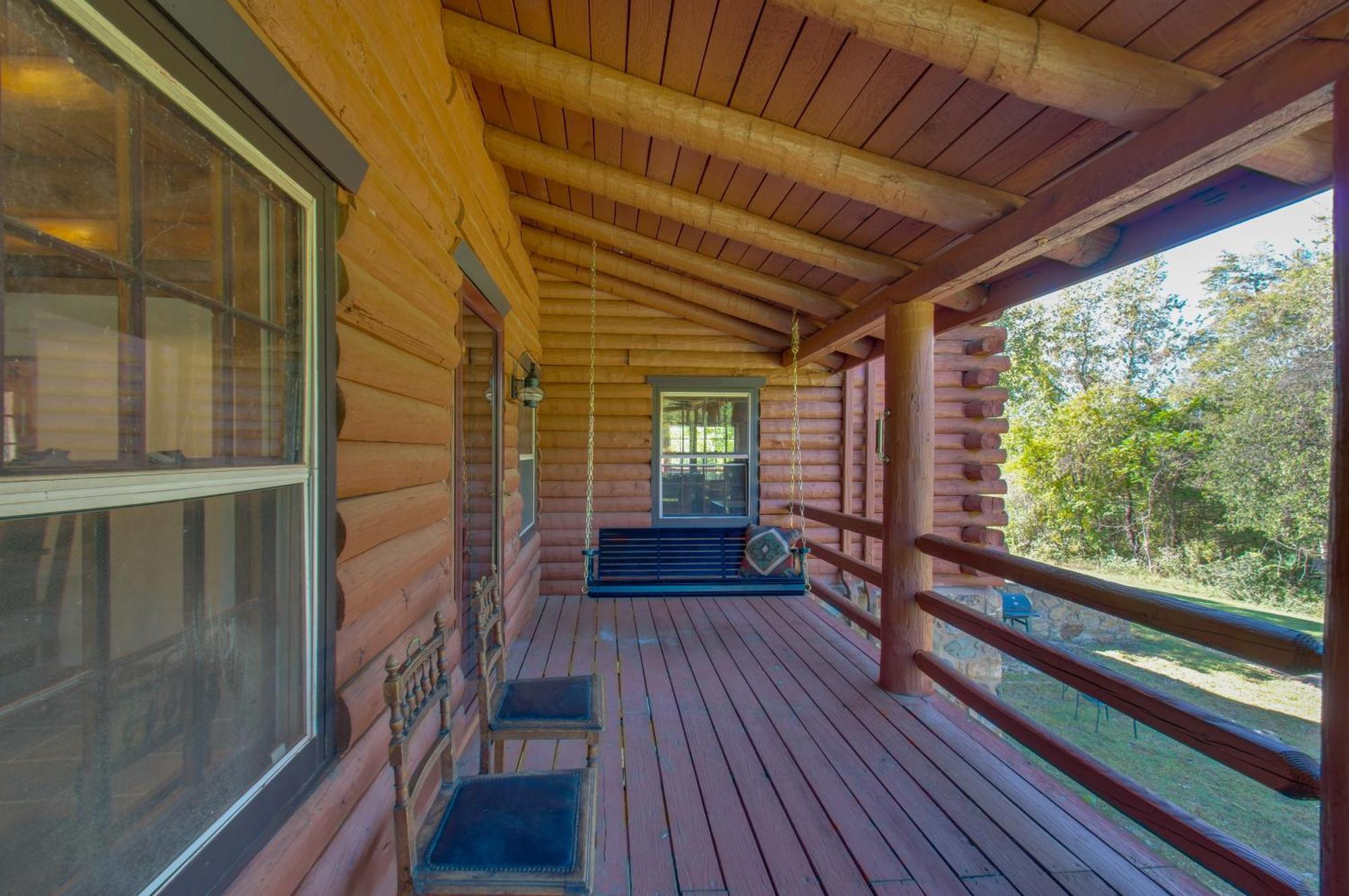 Cozy Log Cabin Getaway With Fire Pit And 3 Acres! Ruckersville Eksteriør billede