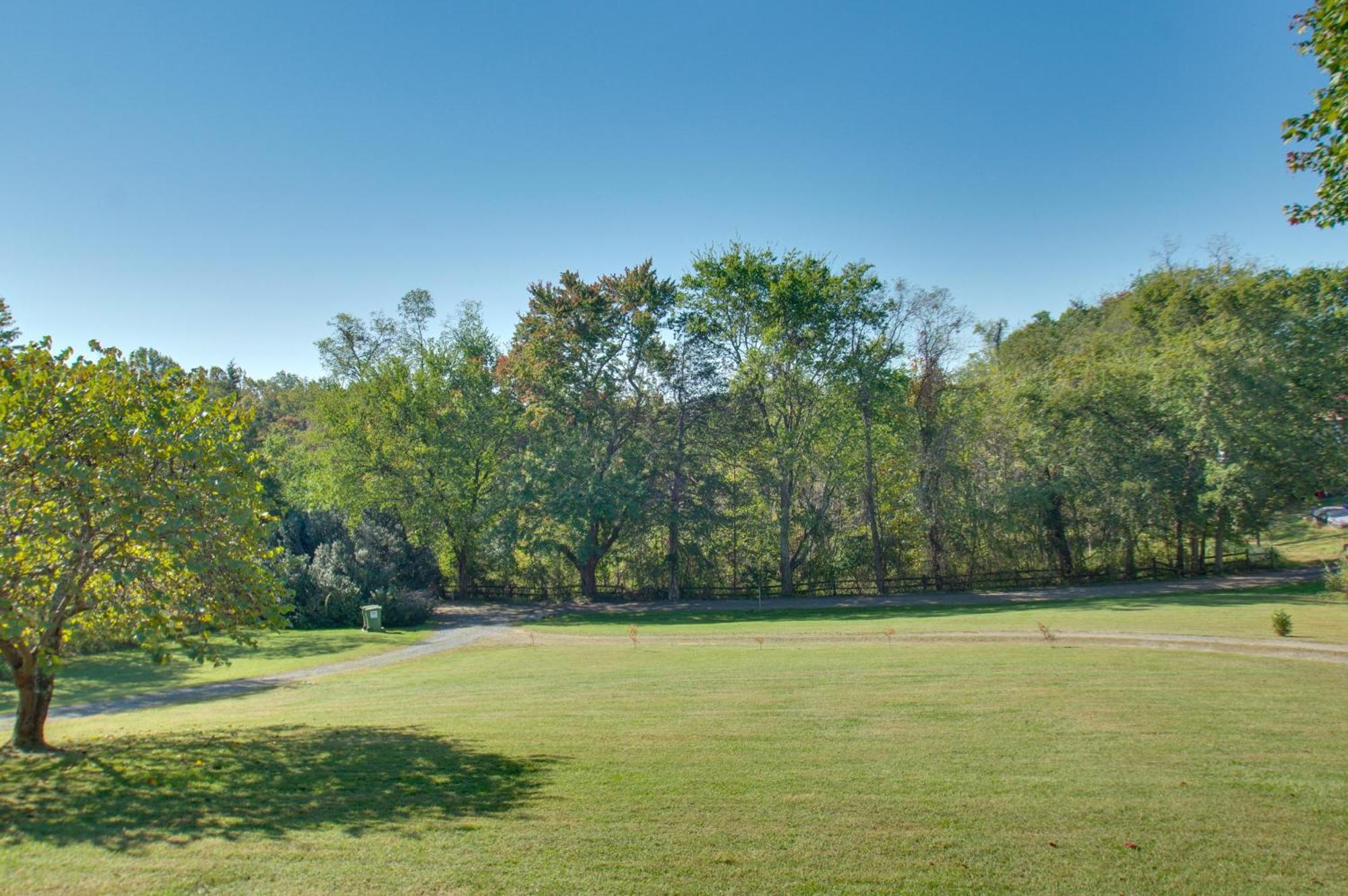 Cozy Log Cabin Getaway With Fire Pit And 3 Acres! Ruckersville Eksteriør billede